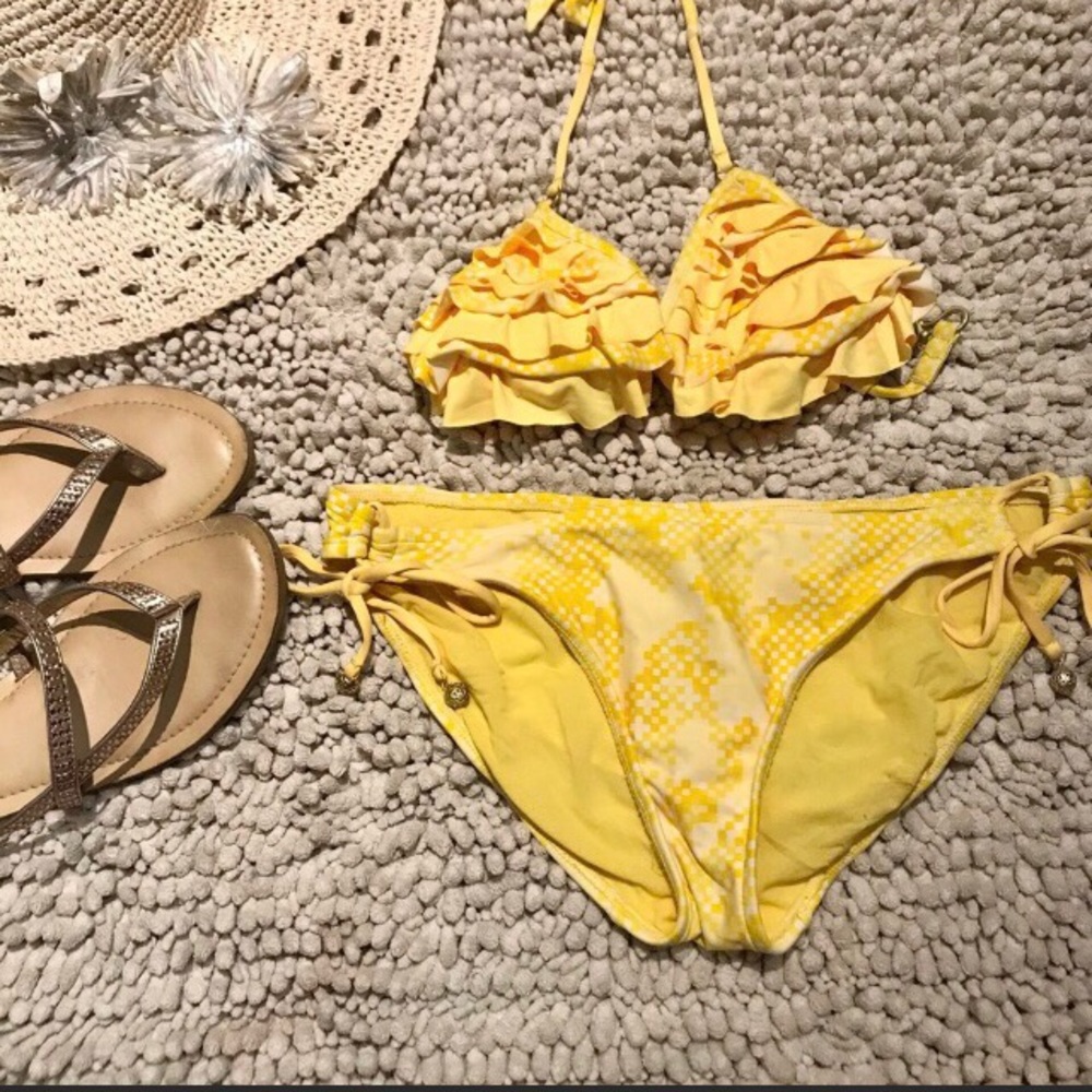 Beach Bunny Bikini Yellow & White Ruffled Tiered Triangle Top Shirred Back Seam